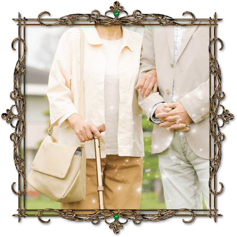 腕を組む男女の写真